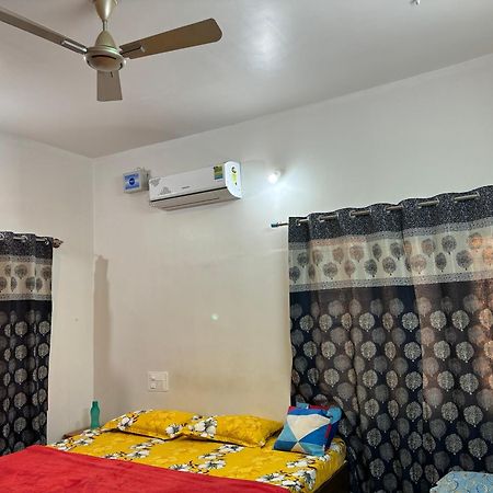 King Sized Bedroom & Kitchen for Decent Couples & Families Mysuru Zewnętrze zdjęcie